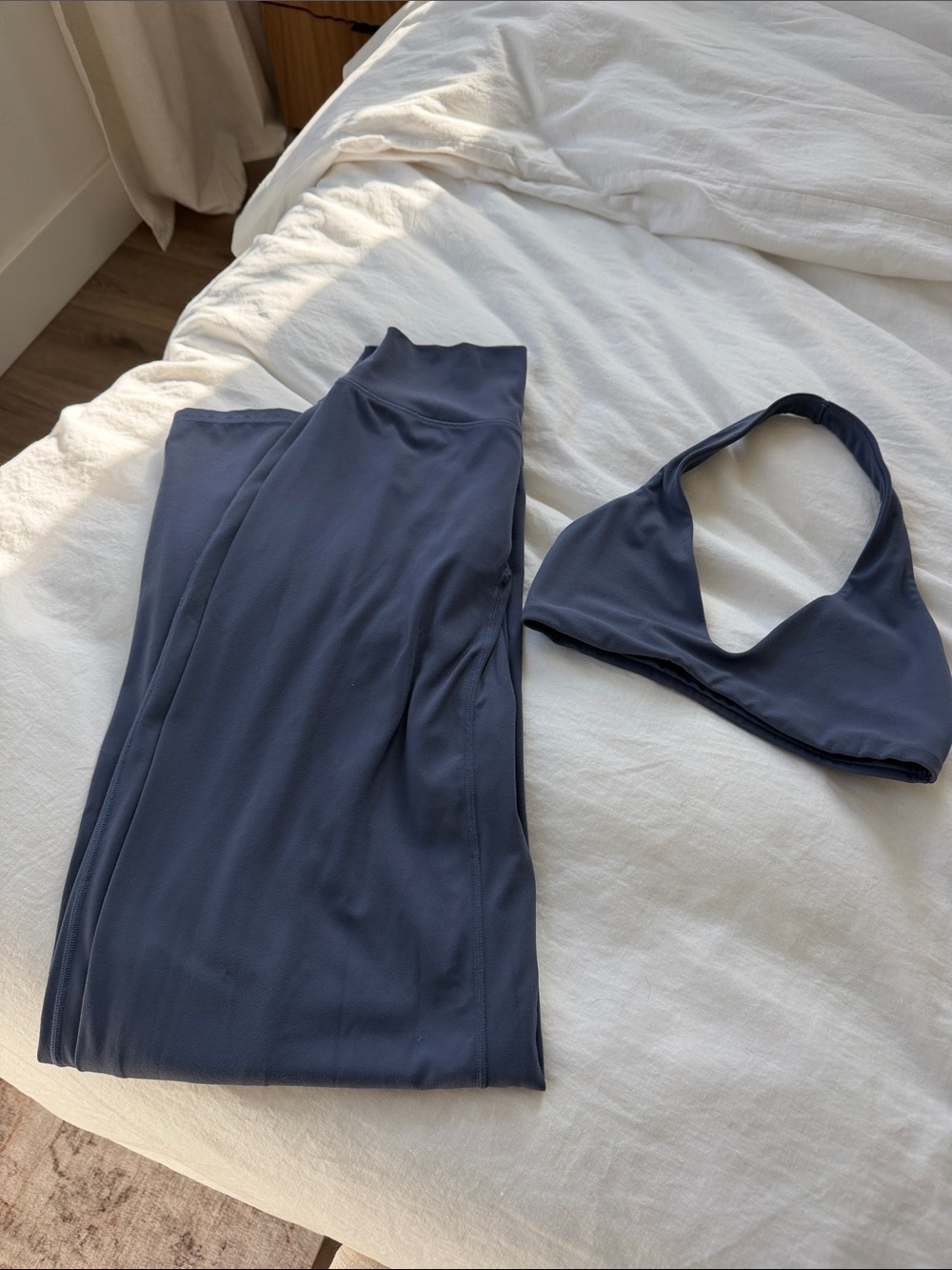 Oner Active SOFTMOTION™ STRAIGHT LEG PANTS WITH WHITE LOGO and bralette size S